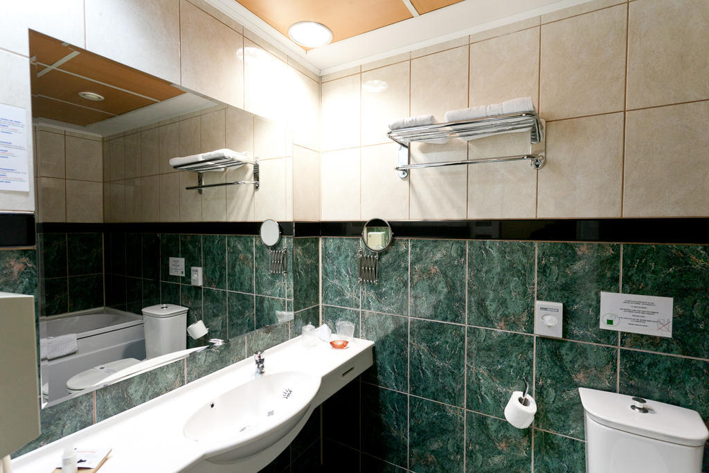 Hotel Dacia Rrt Bucarest Habitación foto