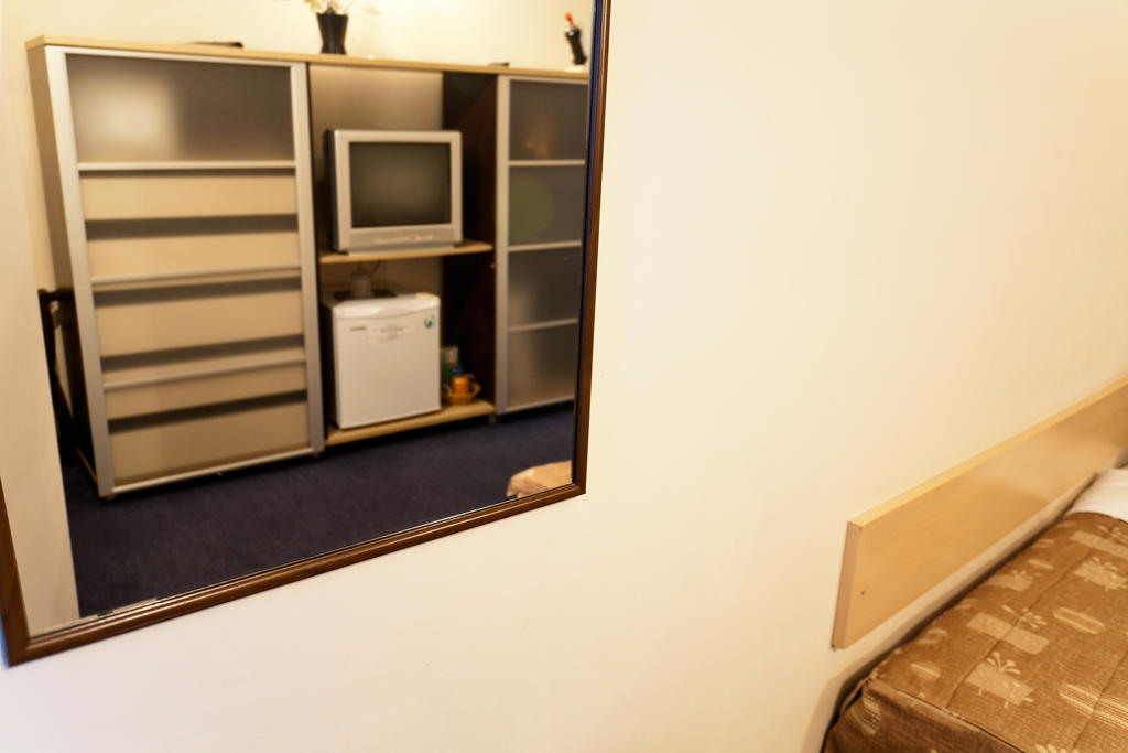 Hotel Dacia Rrt Bucarest Habitación foto